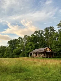 Cabin at firefly meadow - Image 2