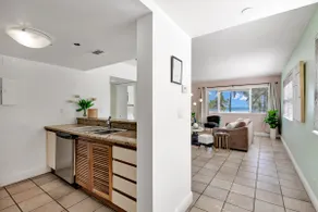 NEW 'SeaBreeze' Bright 1 Bedroom Ocean view #301 - Image 2
