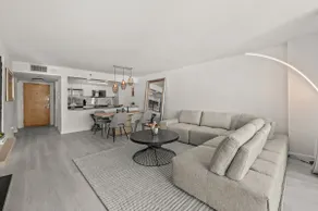 High Rise Unit in the heart of Brickell - Image 5