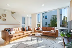 Beautiful 3B3B Close to Lumen Field, Downtown - Image 2
