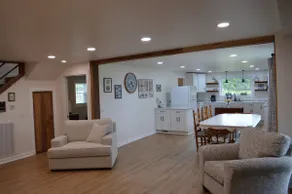 Farmhouse on Century Family Farm - Image 2