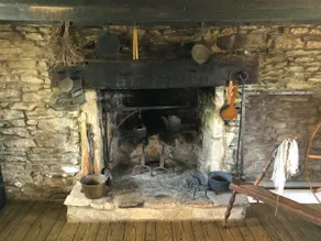 Summer kitchen guesthouse at Caledonia Farm 1812 - Image 5