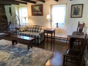 Summer kitchen guesthouse at Caledonia Farm 1812 - Image 3
