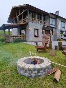Charming and Rustic Country House - Image 5