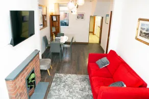 Cheerful 2 bedroom house in the heart of Belfast - Image 5