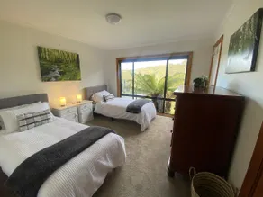 Spectacular 3 bedroom cabin next to state Forrest - Image 3