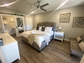 Heated Pools, Clean, and Conveniently Located, Newly Renovated Spring Getaway - Image 3