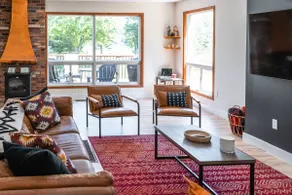 The Peninsula Cottage in Haliburton - Lakefront w/ hot tub - Image 5