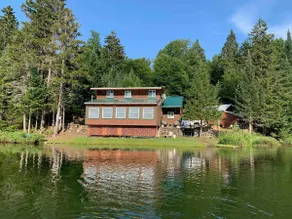 Pittsburg NH Waterfront Cabin. Direct Snowmobile & ATV Trail Access. Middle Pond - Image 2