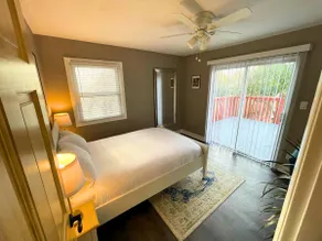Spectacular Choice: Sleeps 6, Your Dog Welcome Too - Image 5