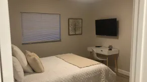 Newly Renovated Casita West Little Havana - Image 4
