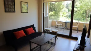 Lake and Mountain: Your Perfect Getaway in Villarrica - Image 4