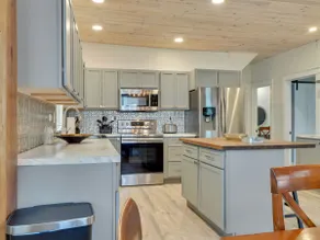 Spacious 3 BR Home Near Downtown and Golf Resorts - Image 4