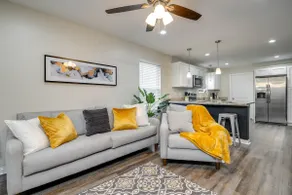 Private Bungalow Near Downtown & Lookout Mt - Image 3