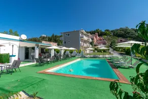 Akis Villa Two Bedroom Apartment Sea View - Image 5
