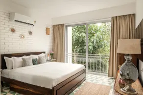 ElTesoro-2Bhk duplex apt with spacious terrace - Image 4