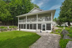 The Beach House: Waterfront cottage - Image 4