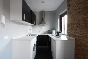 Numa | 1 Bedroom Apartment w/Sofa Bed in Barcelona - Image 4