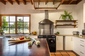 Currawong - Freycinet Holiday Houses - Image 3