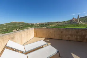 Stunning 5 bdrm Villa overlooking Ta Pinu Basilica - Image 4
