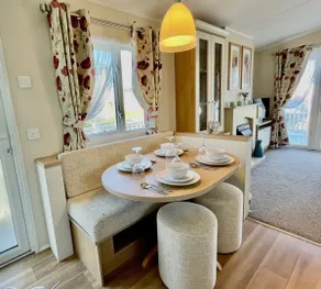 New 2024: Idyllic Mobile Home in Beautiful Setting - Image 3