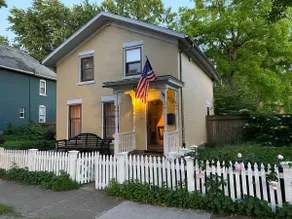 Luxury Private Historic House Downtown Corn Hill - Image 2