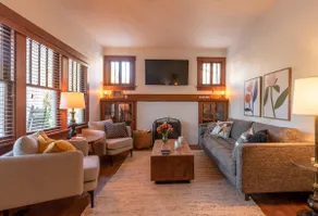 The Delmar Guesthouse - Image 2