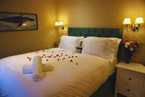 Elegant Luxury Apartment in Southport - Sleeps 4 - Image 3