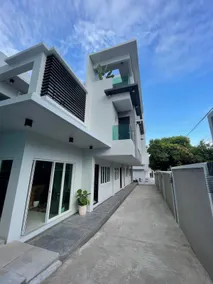 Our homey guesthouse - Image 3