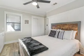 Red Brick Farm House - Image 3