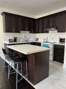 Beautiful Modern Getaway Right by the Falls Unit 2 - Image 2