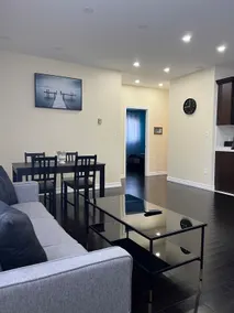 Beautiful Modern Getaway Right by the Falls Unit 2 - Image 5