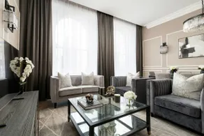 Luxury Georgian City Retreat 5-Star Location - Image 2