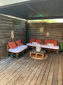 Air-conditioned house with large terrace, 2 minutes from the city center - Image 2