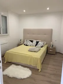Air-conditioned house with large terrace, 2 minutes from the city center - Image 3
