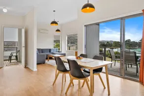 Sunrise Cottage- accessible access, stunning views - Image 3