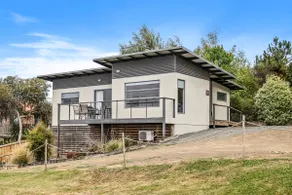 Sunrise Cottage- accessible access, stunning views - Image 4