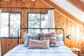 Idy Hideaway: Picturesque Mountain Cabin in Perfect Location - Image 5