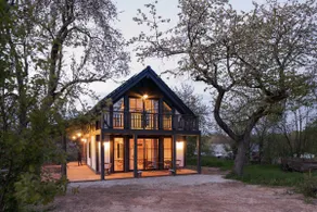 House in Orchard - Image 5