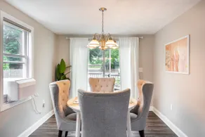 Ideal Location - Family Friendly - KING BED - - Image 4