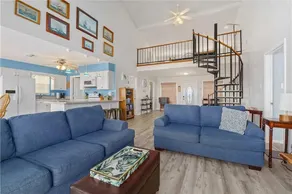 Water Front & Dog Friendly Beach Retreat - Image 5