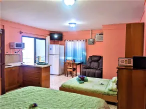 Kyle's Beachside Unit 18 - Image 2
