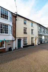 Lovely Grade II Fisherman's Cottage, North Norfolk - Image 5