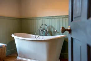 Lovely Grade II Fisherman's Cottage, North Norfolk - Image 2