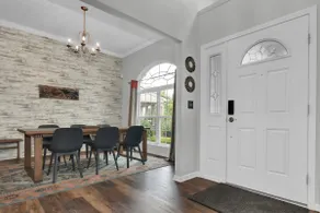 Spacious & Modern Home with everything you need! - Image 4