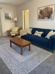 Cozy 2BD Cottage-Pet Friendly-Near Ford Center - Image 2