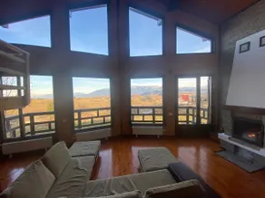 Sirnea Chalet - Image 4