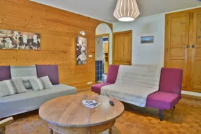 70 m² apartment, terrace, ski bus 100 m - Image 2