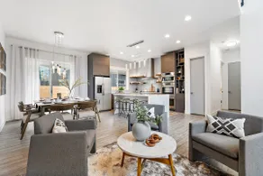 The Warren: Beautiful 5 bedroom home - Image 2