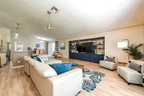 Naples Park Paradise with salt water heated pool. - Image 2